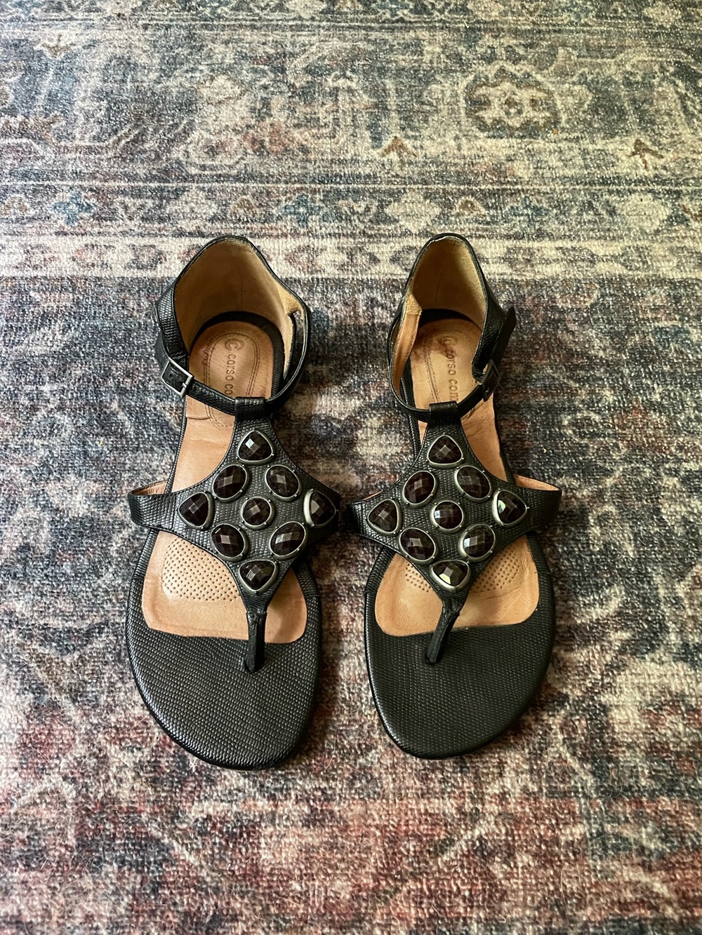🖤Corso como sandals🖤